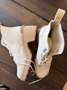 Sorel Beige Suede Lace-Up Heeled Ankle Boots